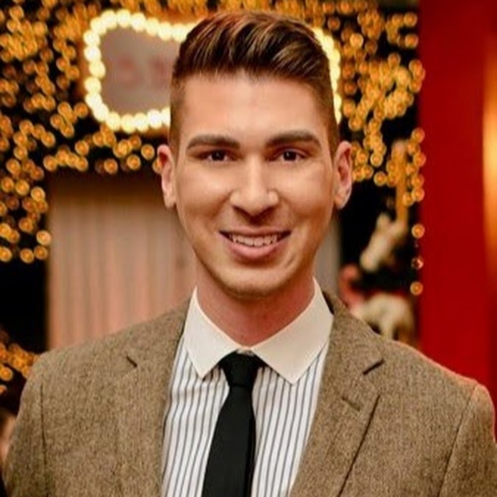 Meet your Posher, Cory